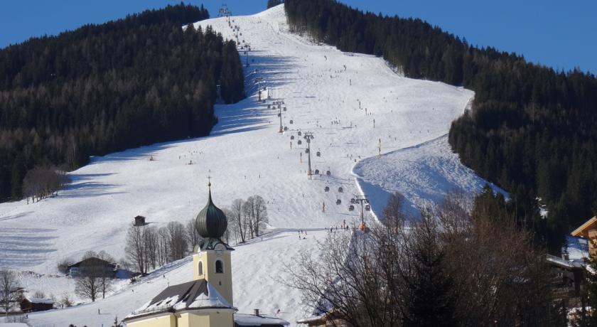 Appartements Hollin Saalbach-Hinterglemm Rum bild
